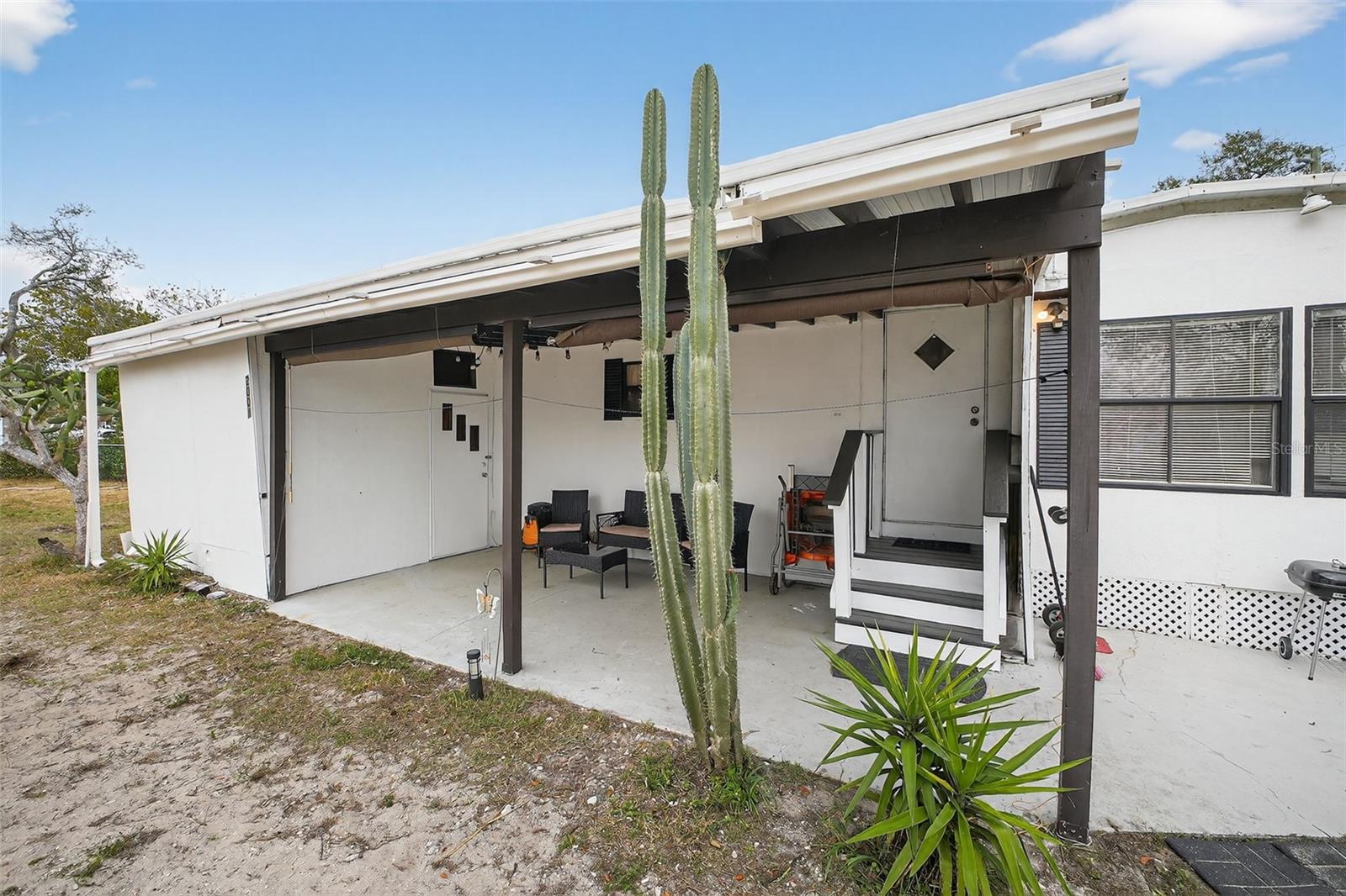 Image 6 of 40 For 2001 Linda Avenue