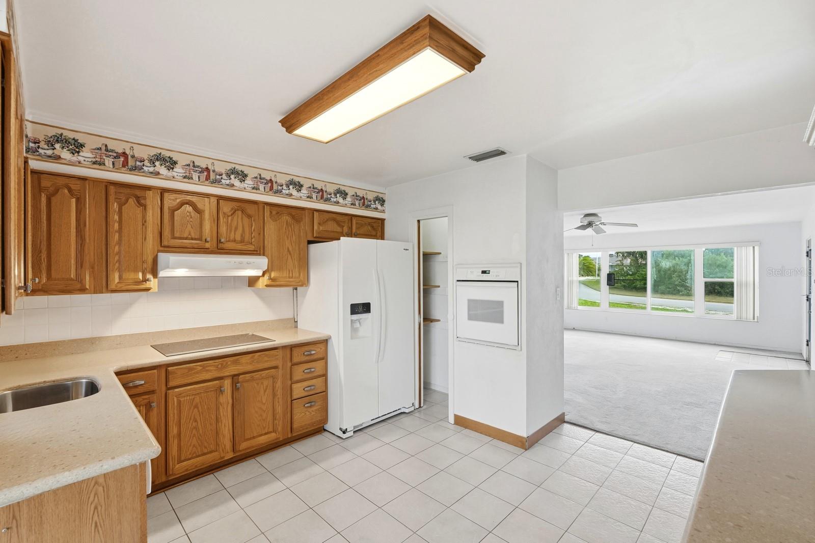 Image 13 of 41 For 37 Berkley Road