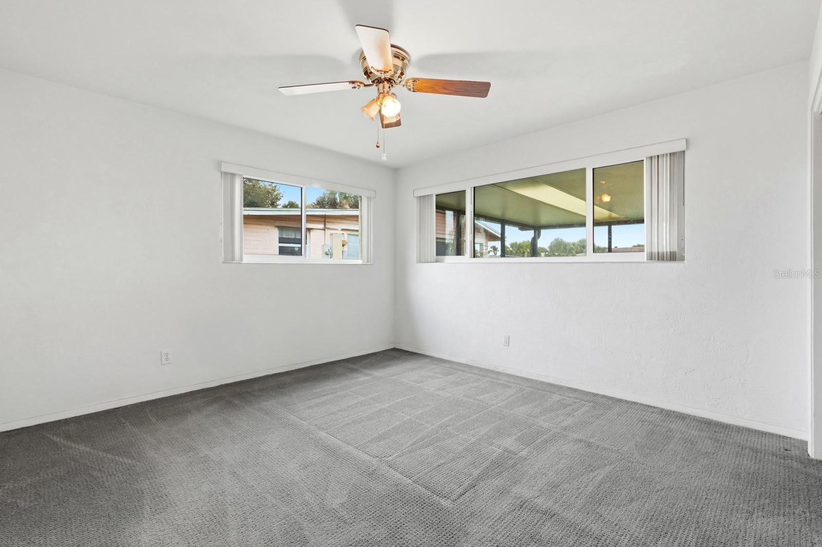 Image 22 of 41 For 37 Berkley Road