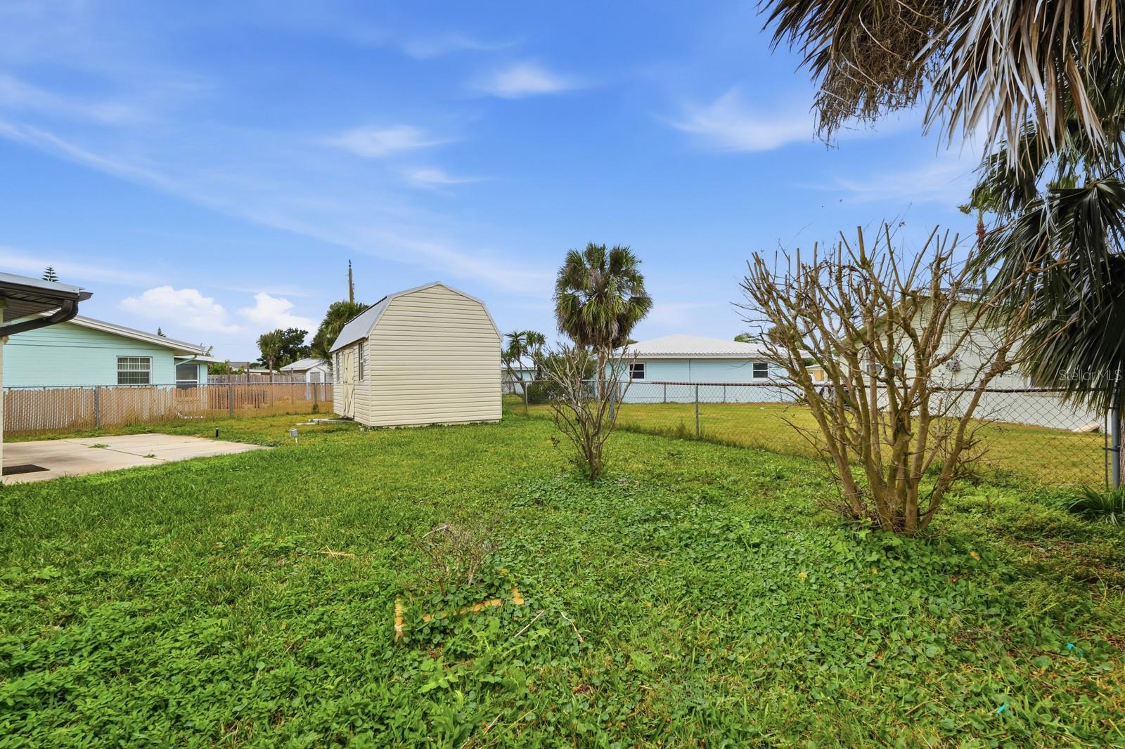 Image 25 of 41 For 37 Berkley Road