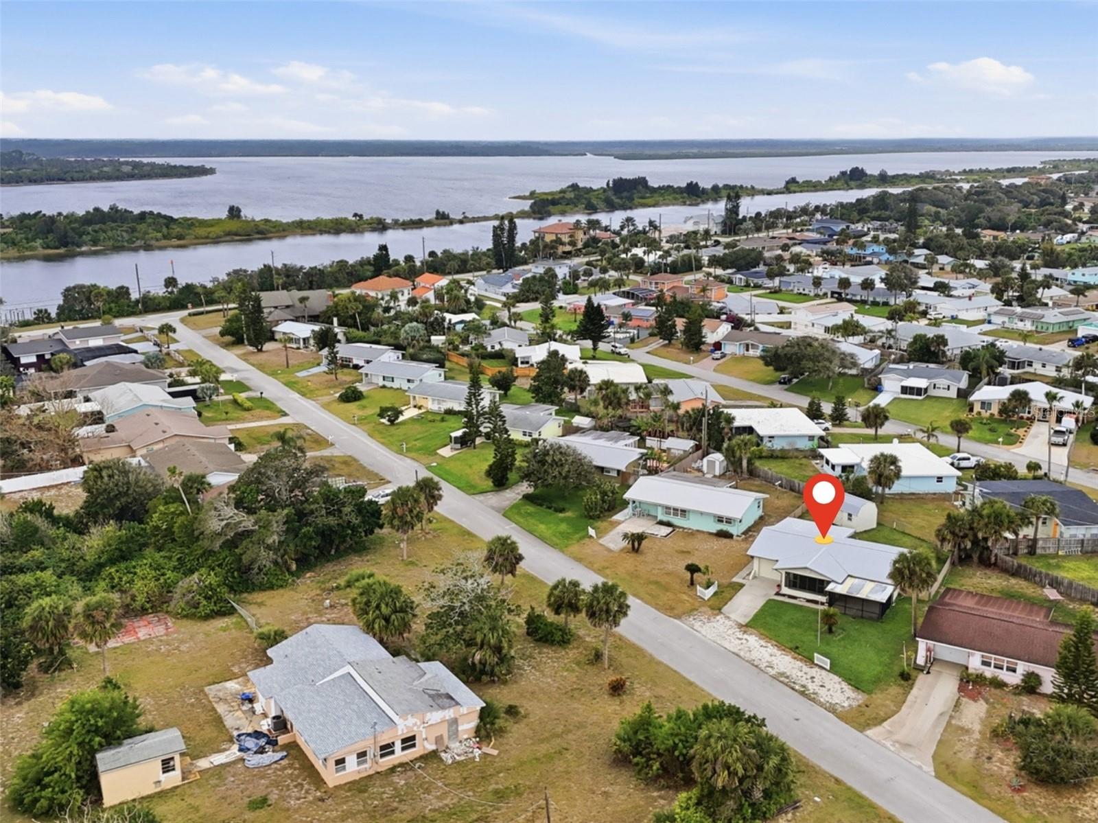 Image 35 of 41 For 37 Berkley Road