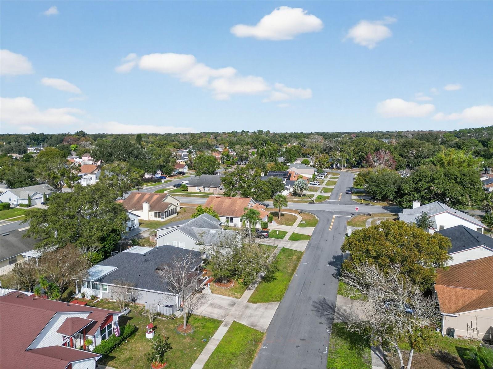 Image 20 of 50 For 233 Aberdeen Circle