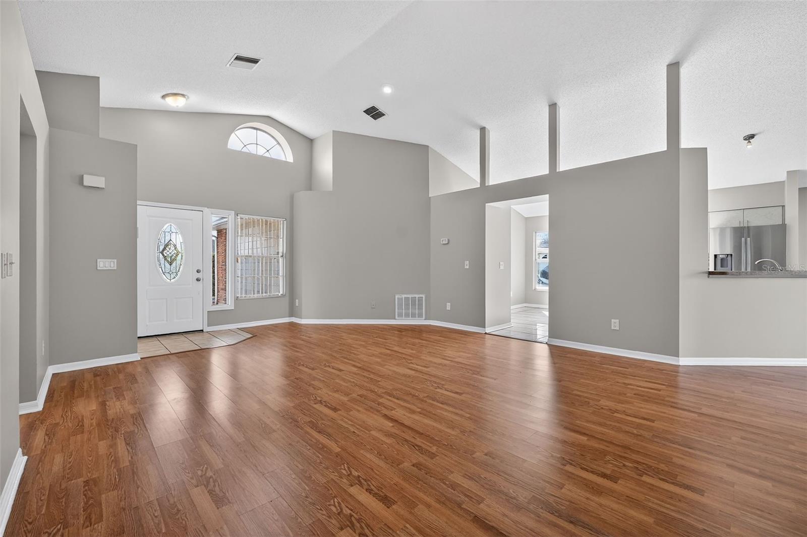 Image 27 of 50 For 233 Aberdeen Circle