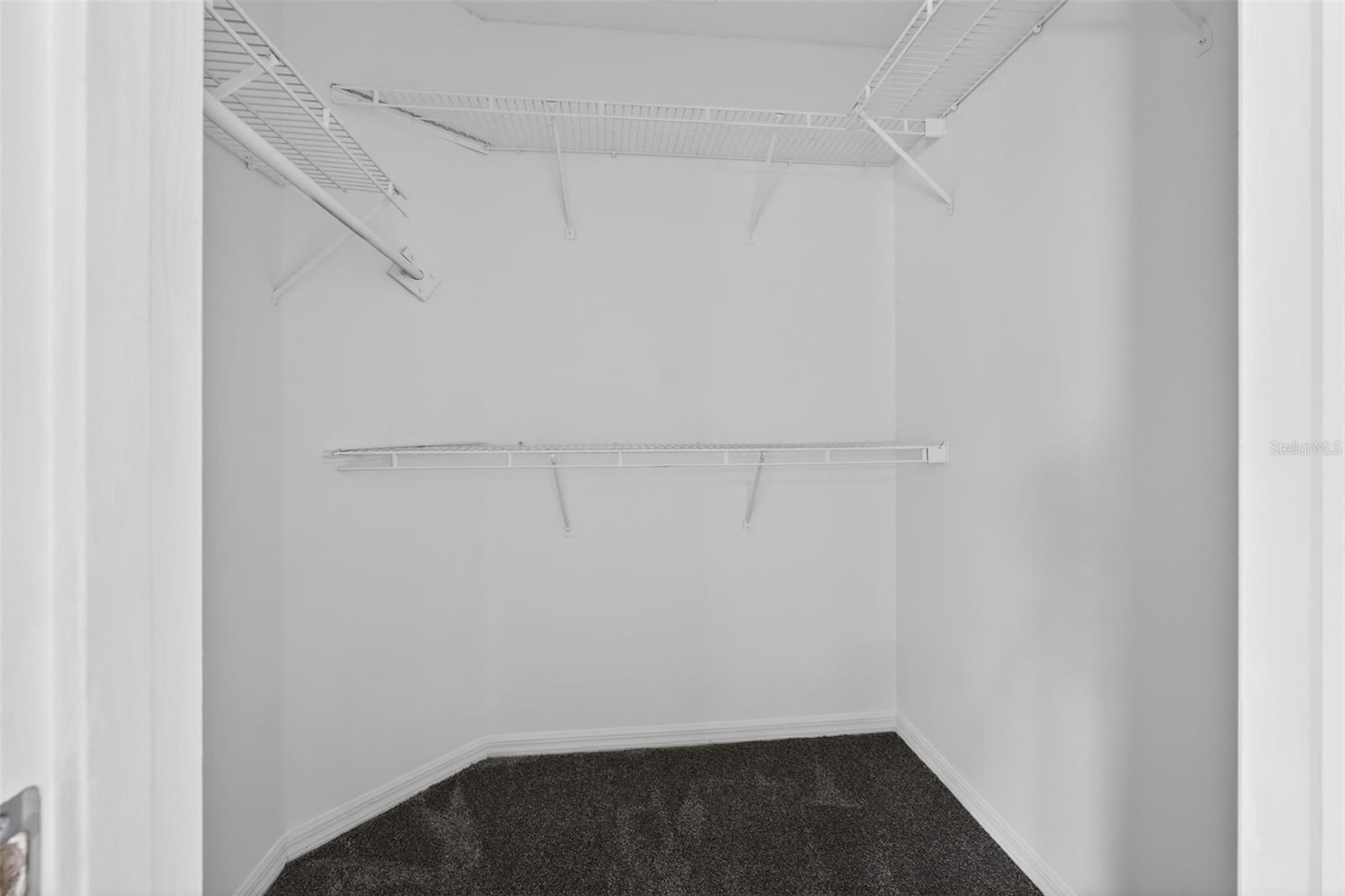 Image 36 of 50 For 233 Aberdeen Circle