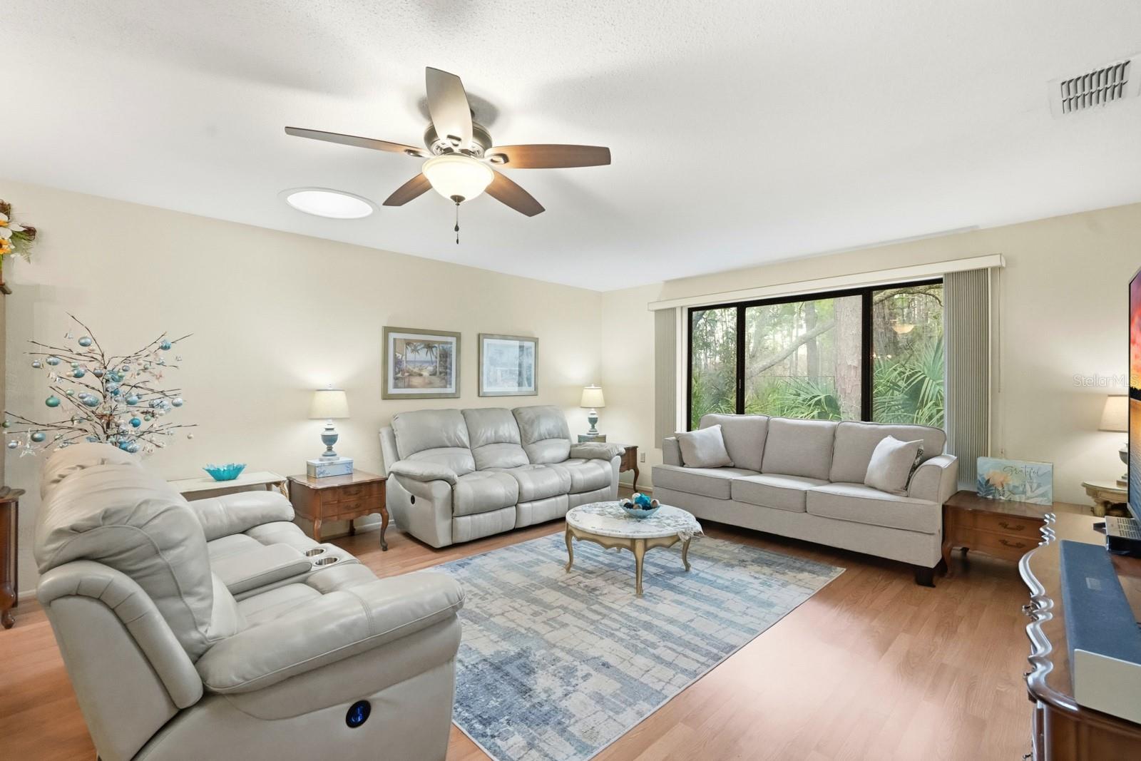 Image 10 of 40 For 41 Crooked Pine Road