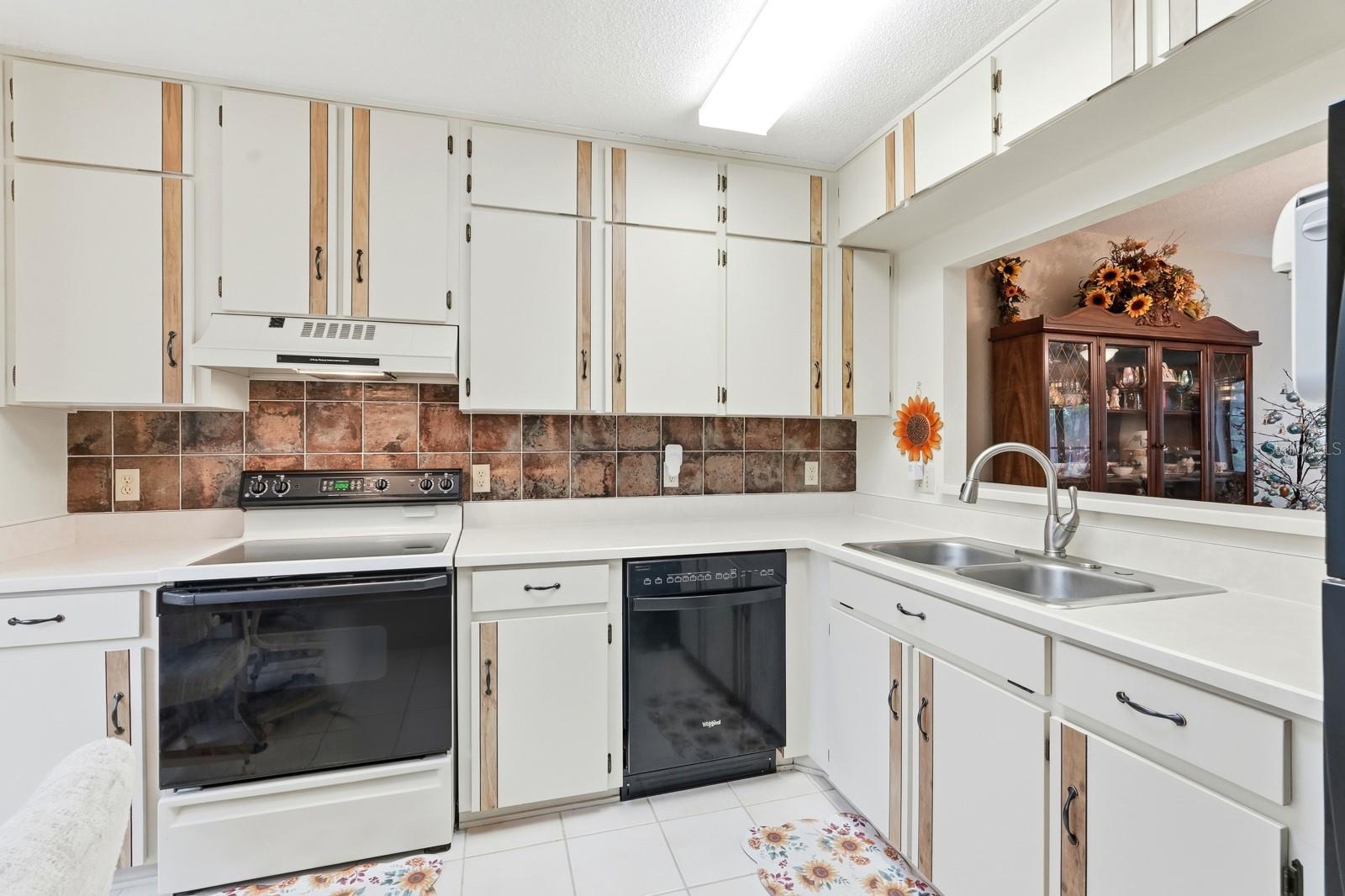 Image 13 of 40 For 41 Crooked Pine Road