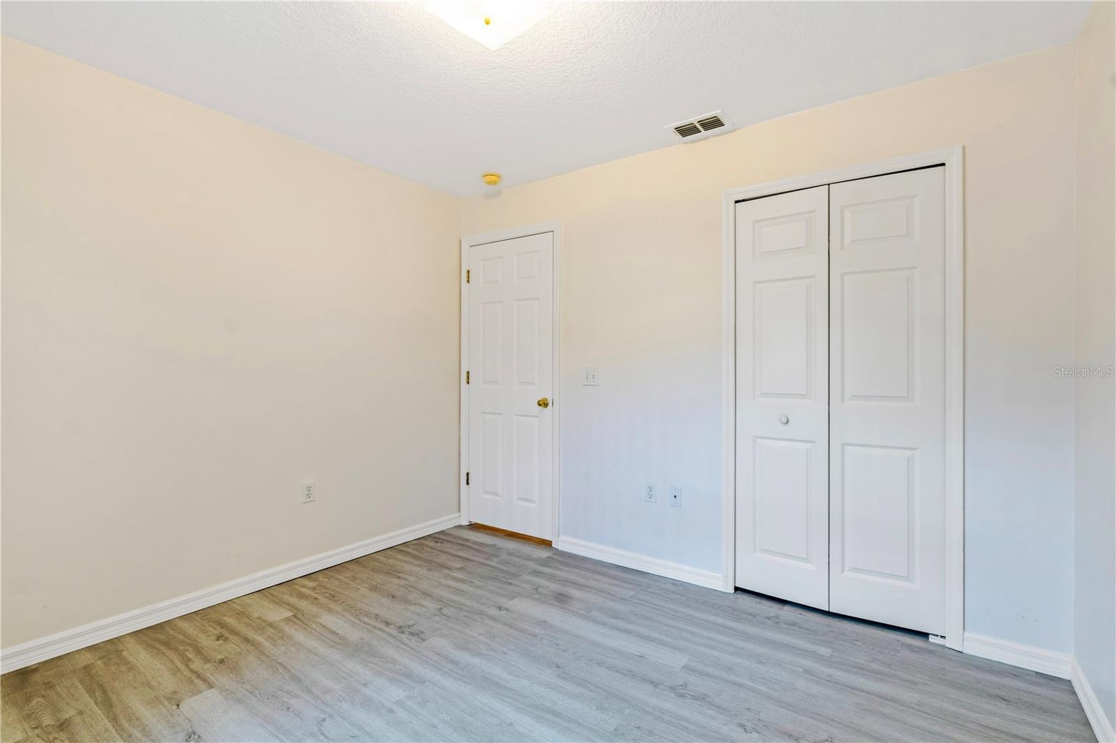 Image 24 of 32 For 1153 Amanda Kay Circle