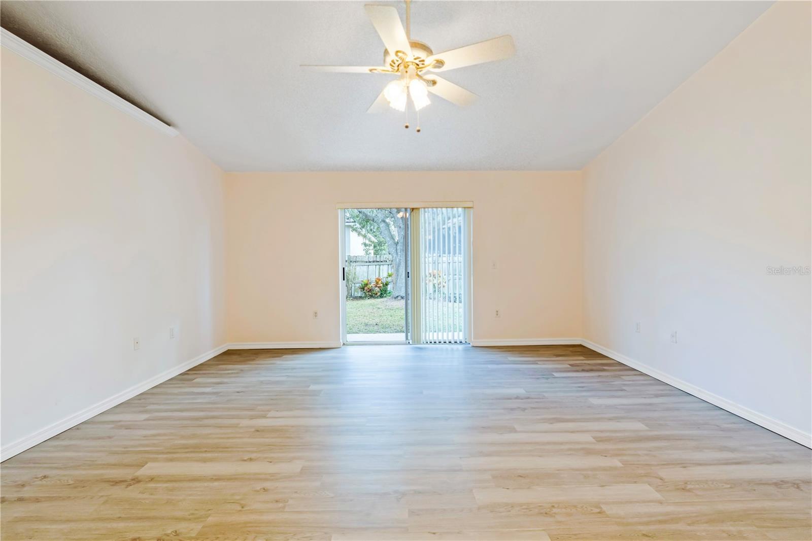 Image 8 of 32 For 1153 Amanda Kay Circle