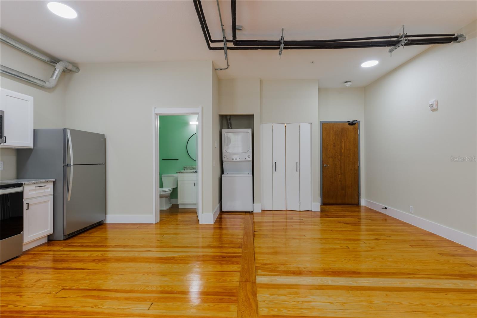 Image 6 of 6 For 306 Wisconsin Avenue 302