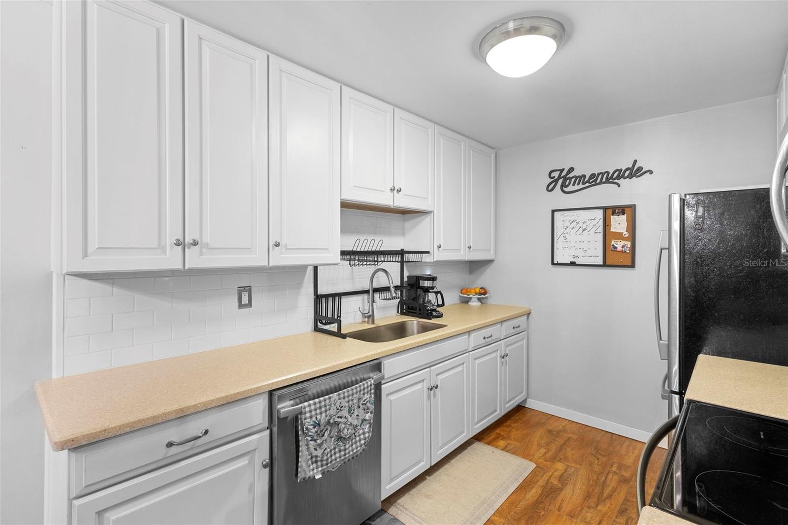 Image 11 of 43 For 120 Holly Drive