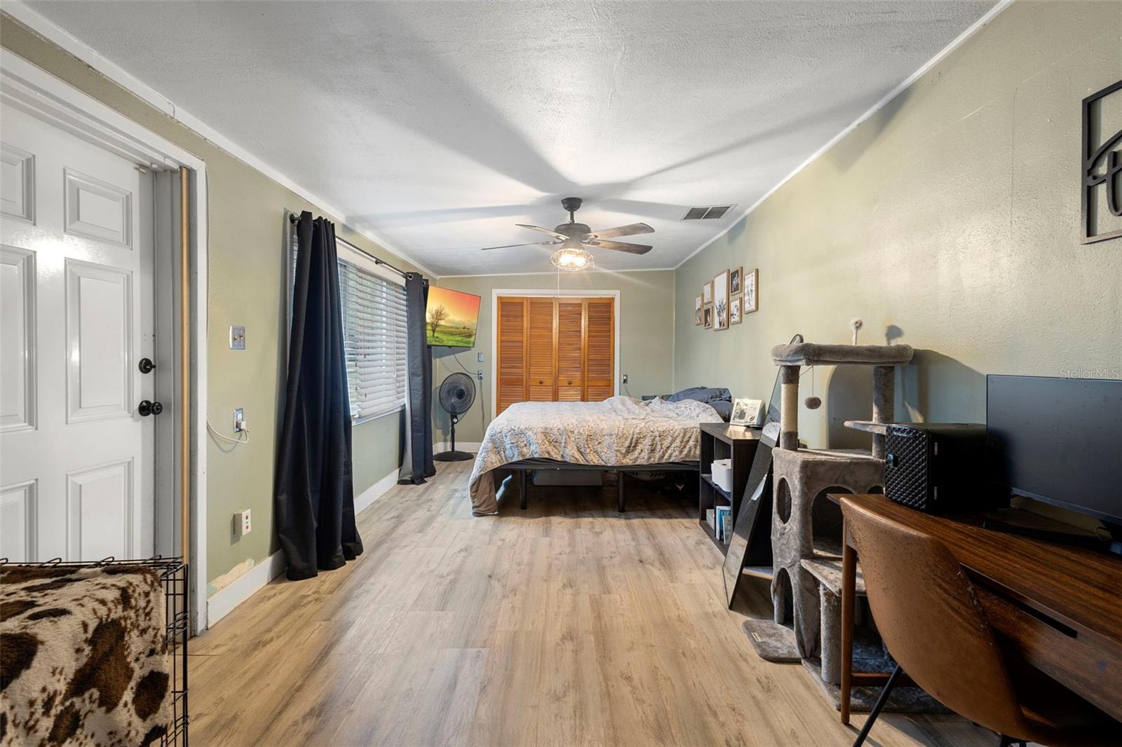 Image 18 of 43 For 120 Holly Drive