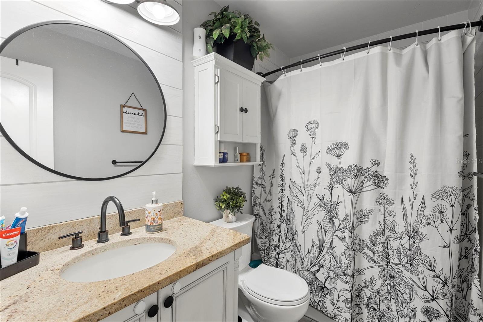 Image 23 of 43 For 120 Holly Drive