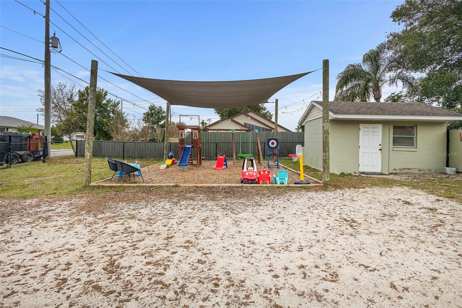 Image 35 of 43 For 120 Holly Drive