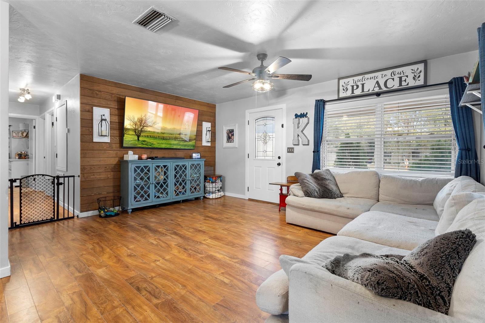 Image 7 of 43 For 120 Holly Drive