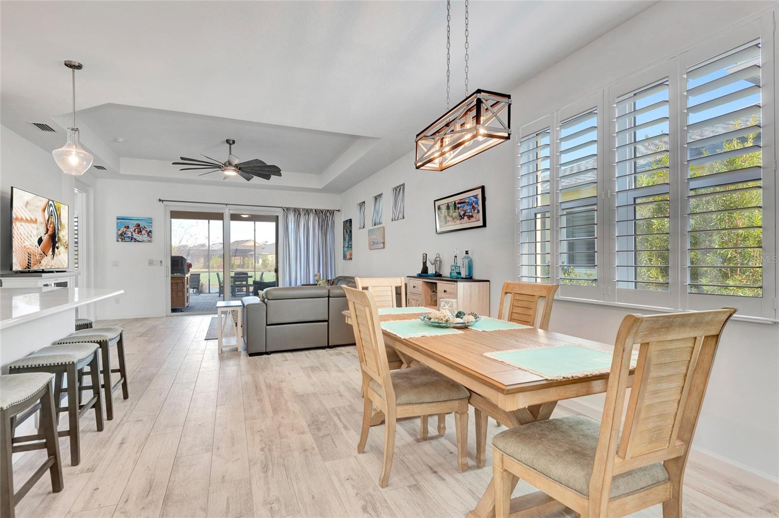 Image 20 of 70 For 887 Margaritaville Avenue