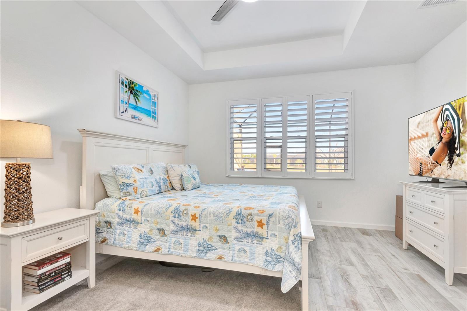 Image 22 of 70 For 887 Margaritaville Avenue