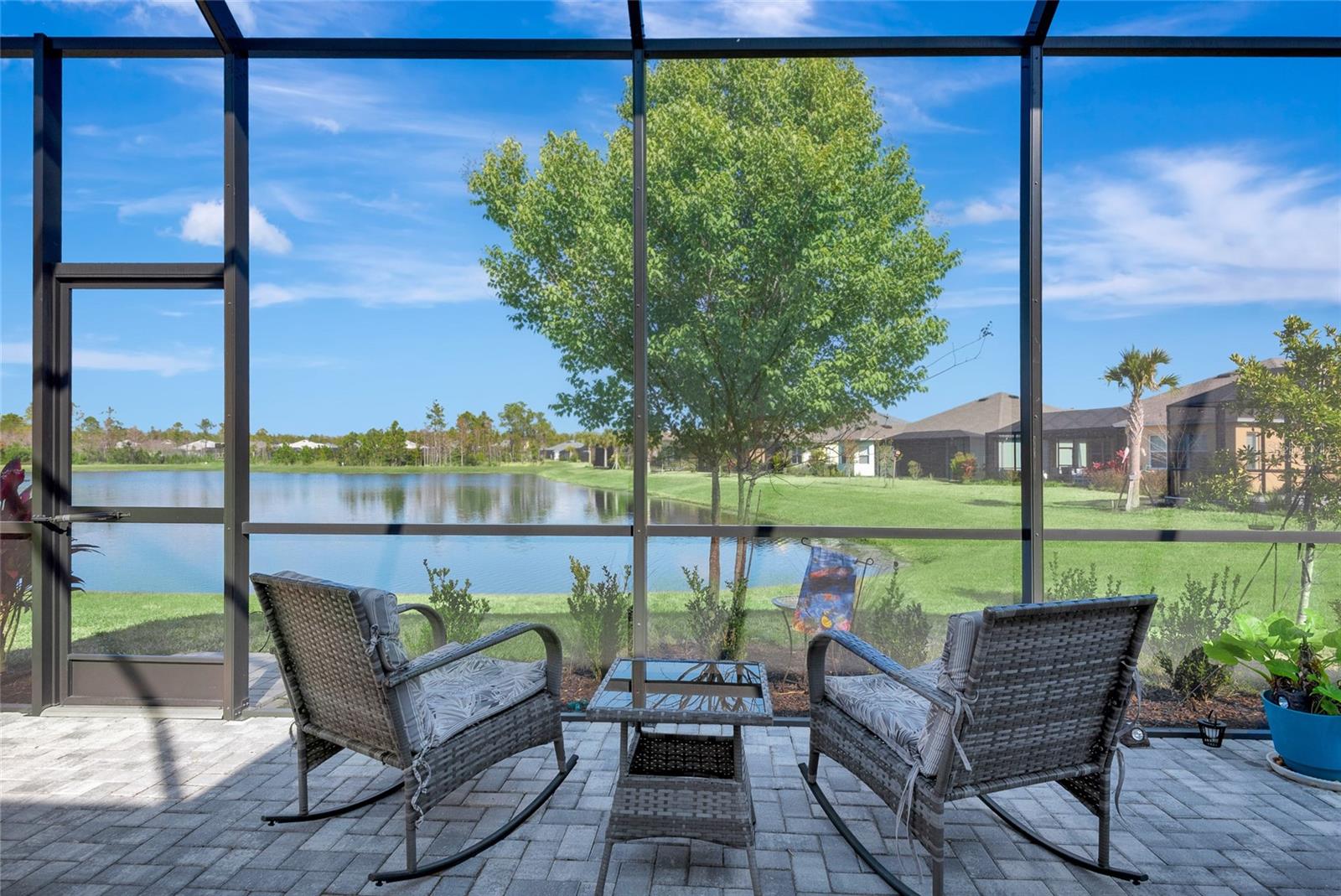 Image 8 of 70 For 887 Margaritaville Avenue