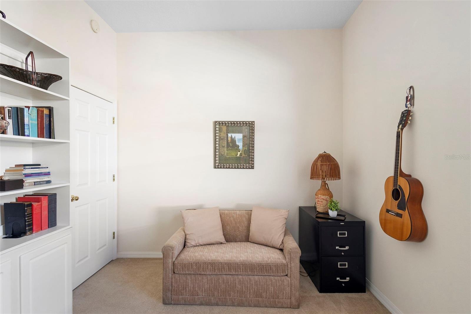 Image 17 of 36 For 481 Woodford Drive