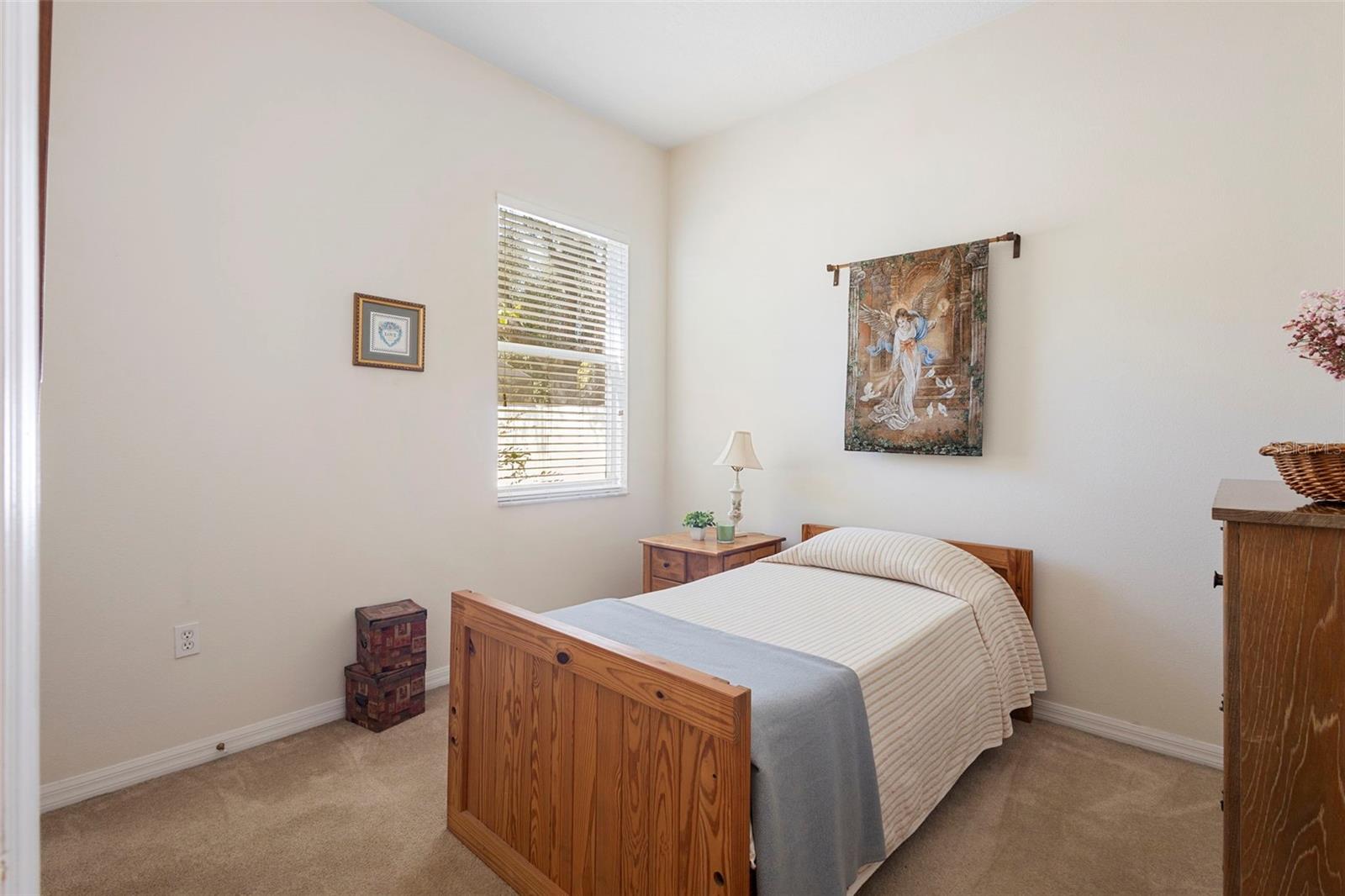 Image 18 of 36 For 481 Woodford Drive