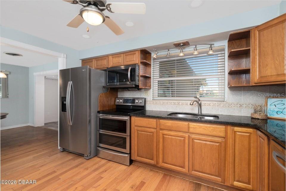 Image 11 of 42 For 209 Standish Drive