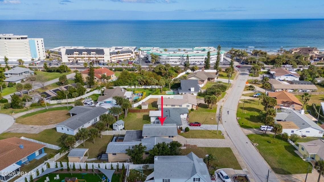 Image 2 of 42 For 209 Standish Drive