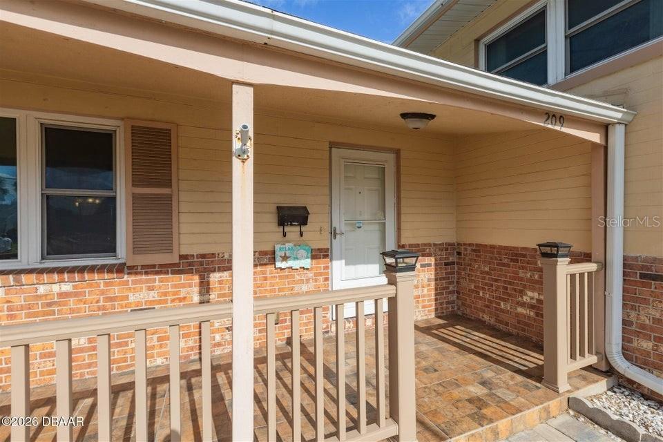 Image 6 of 42 For 209 Standish Drive