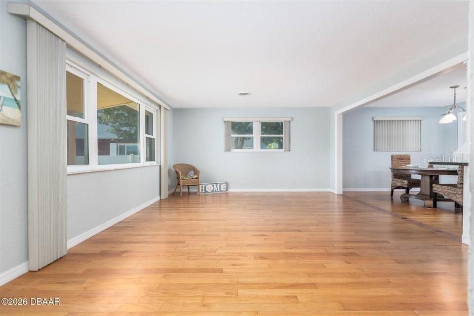 Image 8 of 42 For 209 Standish Drive