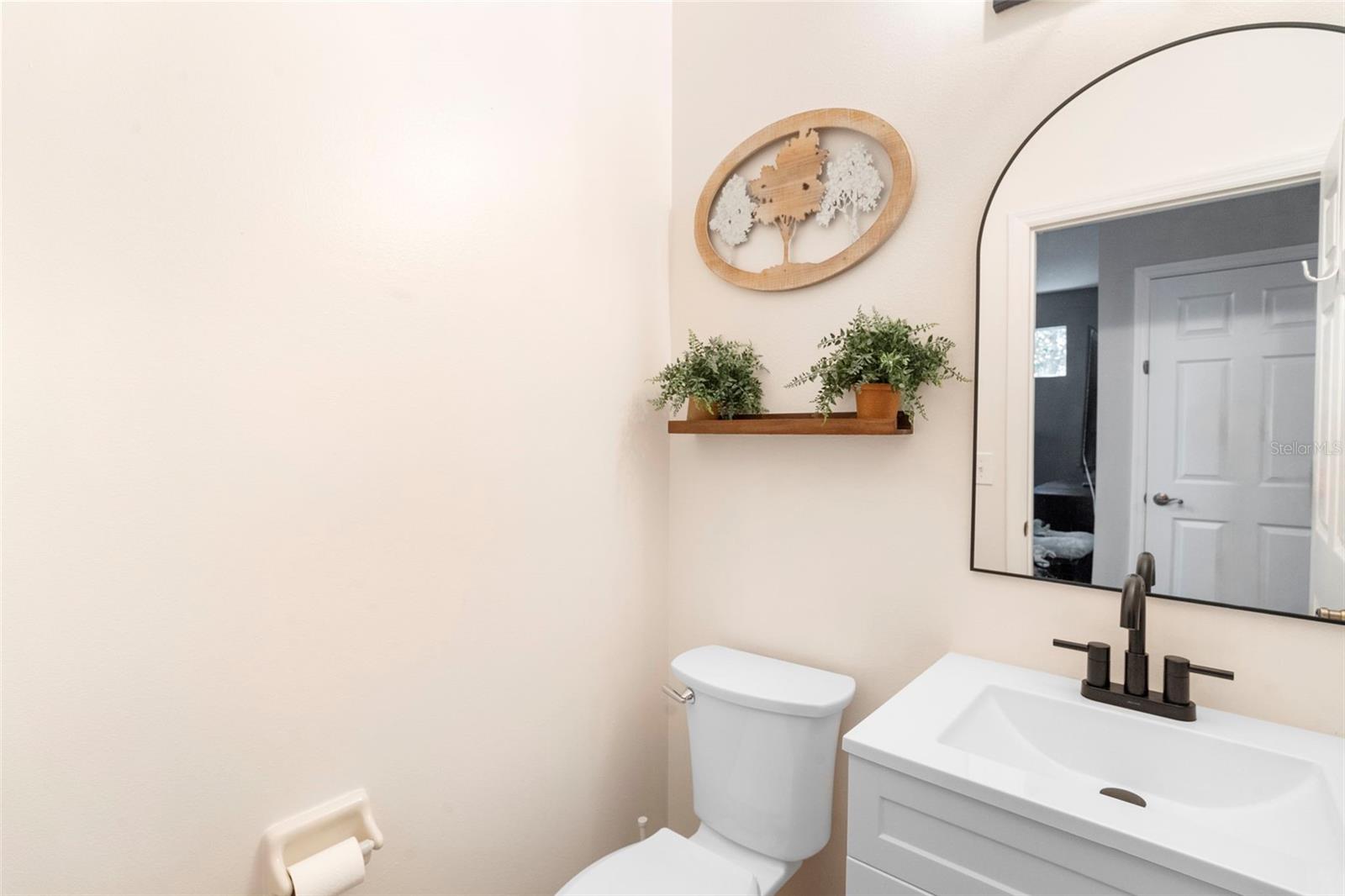 Image 21 of 61 For 216 Foxglove Way