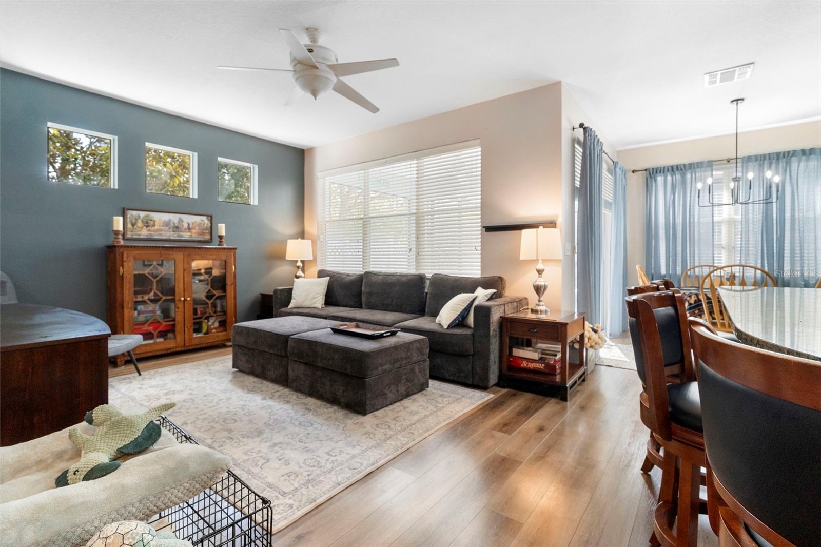 Image 22 of 61 For 216 Foxglove Way