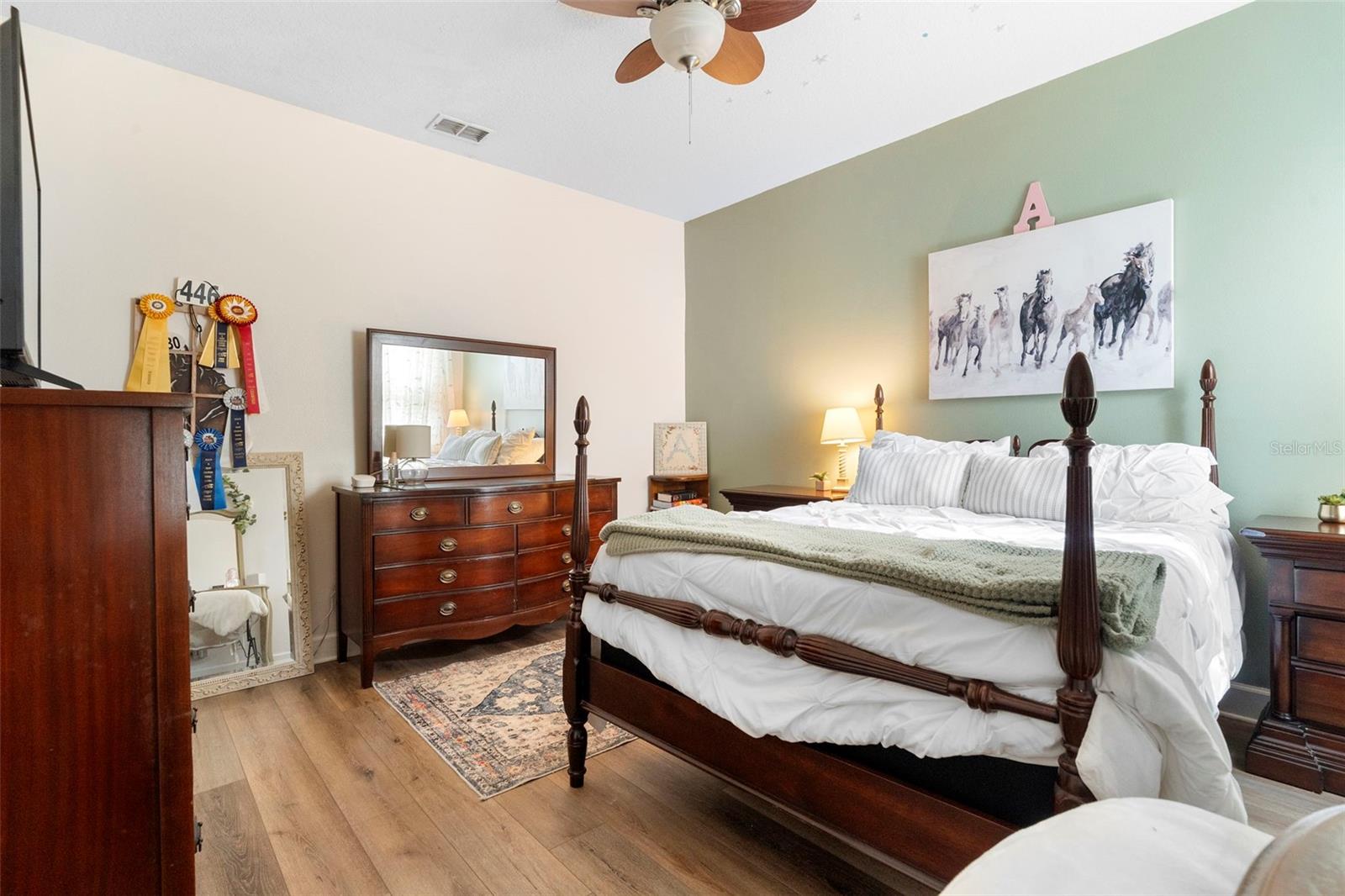 Image 36 of 61 For 216 Foxglove Way