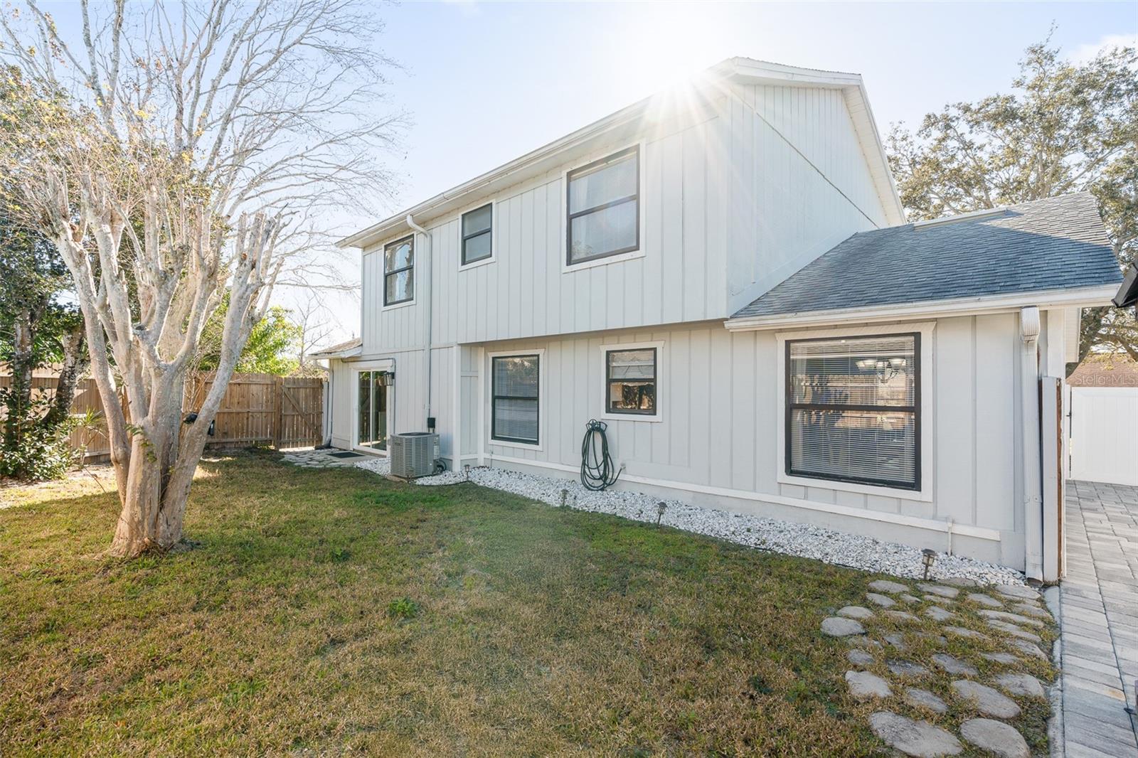 Image 21 of 30 For 1197 Southfork Court