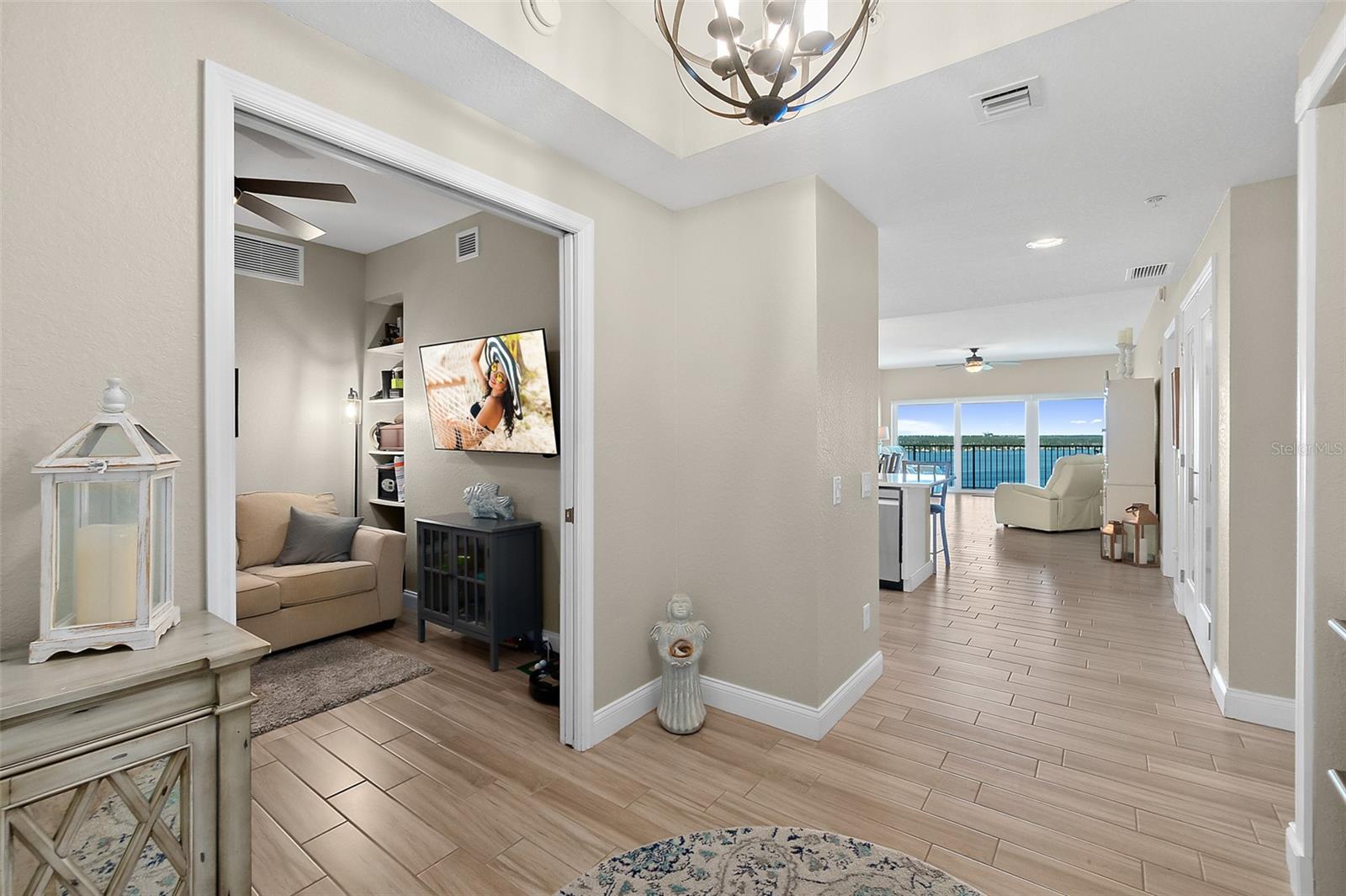 Image 40 of 53 For 2 Oceans West Boulevard 1905