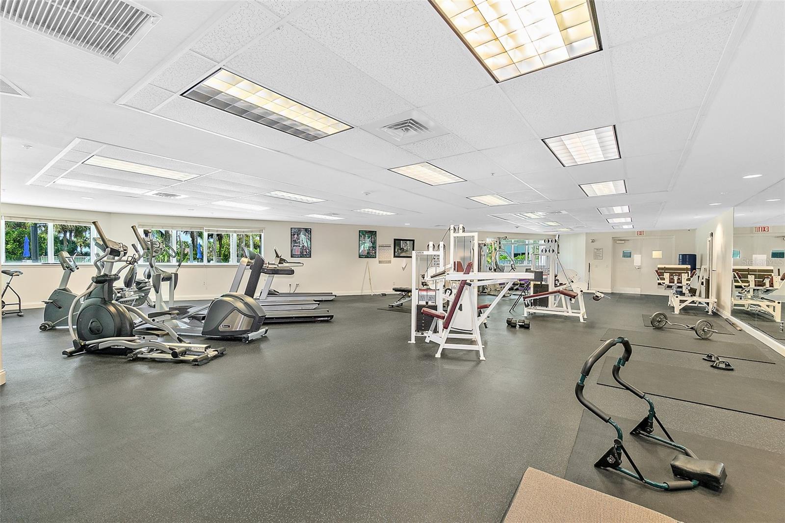 Image 45 of 53 For 2 Oceans West Boulevard 1905