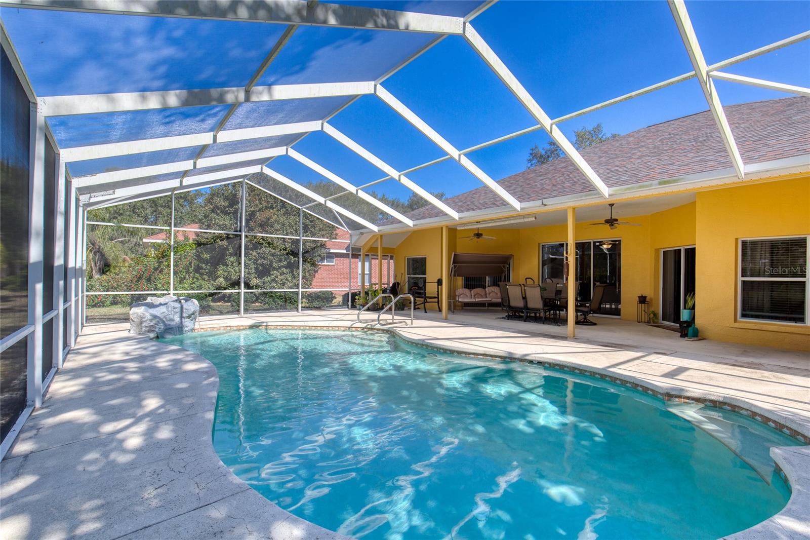 Image 2 of 65 For 4 Cliffside Drive