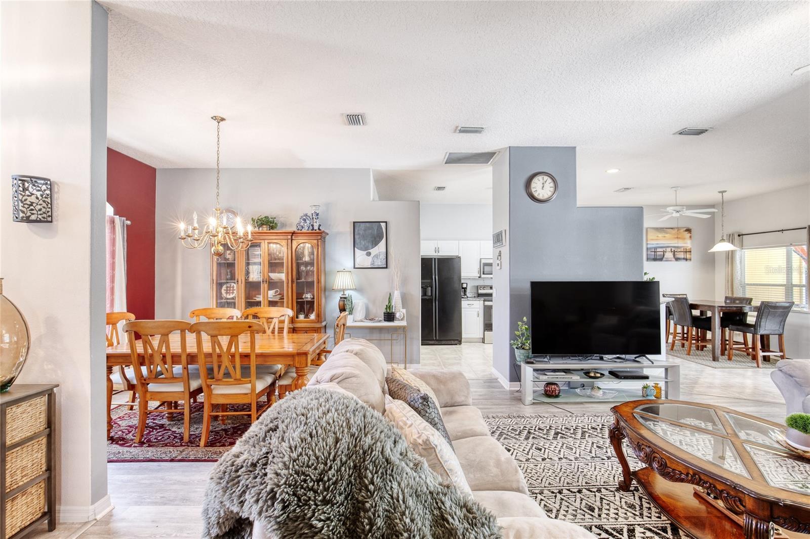 Image 22 of 65 For 4 Cliffside Drive