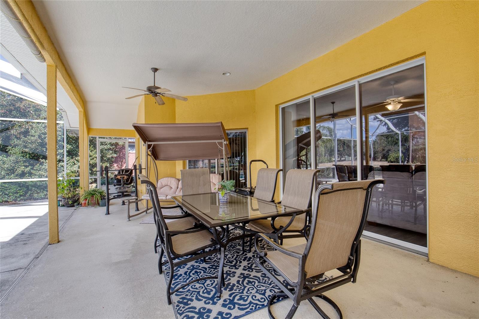 Image 40 of 65 For 4 Cliffside Drive