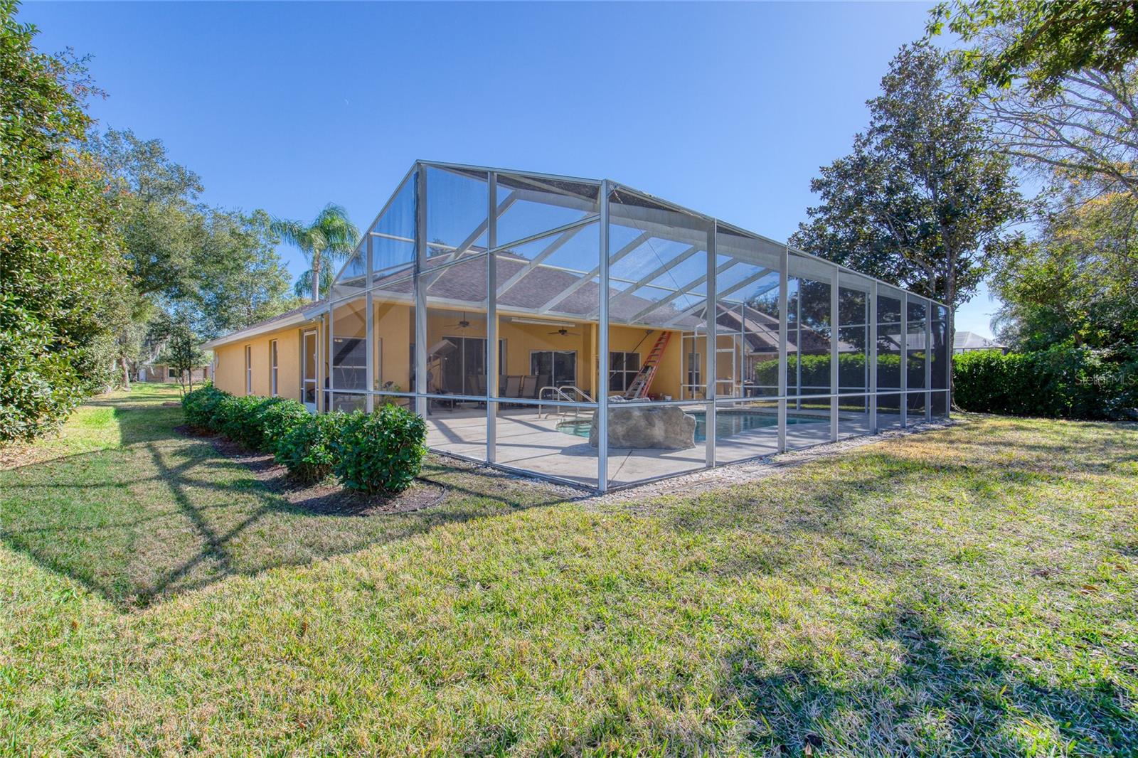 Image 48 of 65 For 4 Cliffside Drive