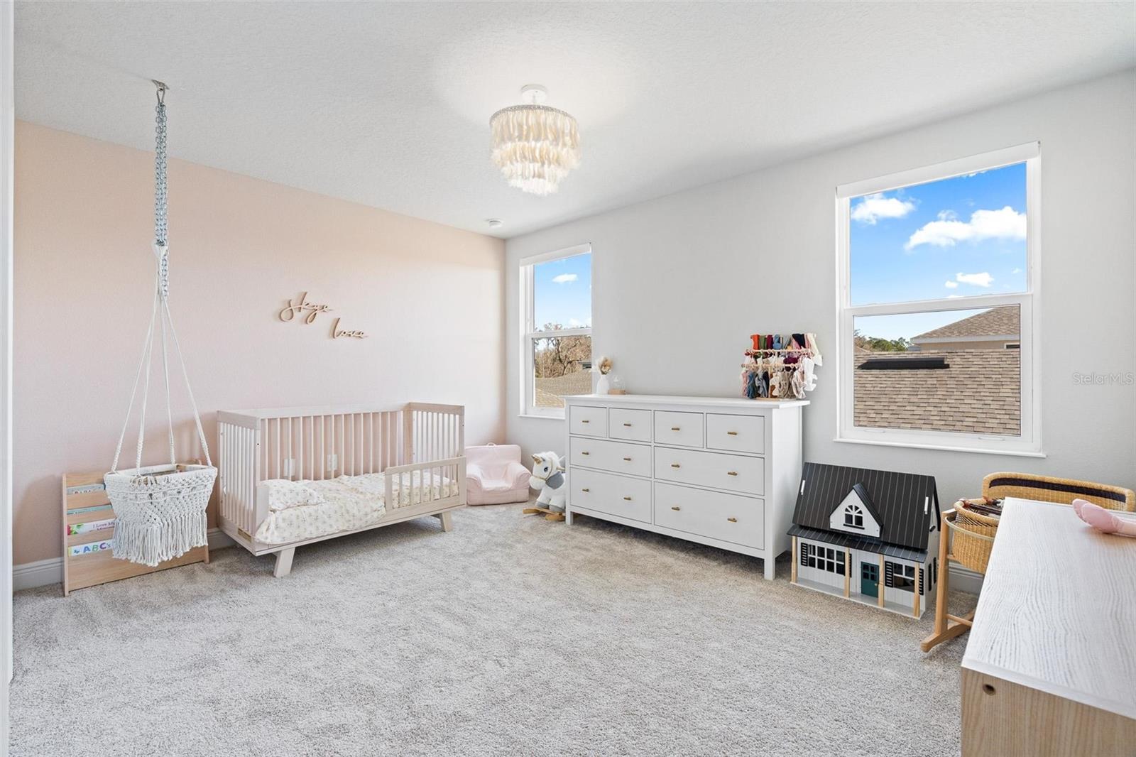 Image 21 of 37 For 553 Venetian Palms Boulevard