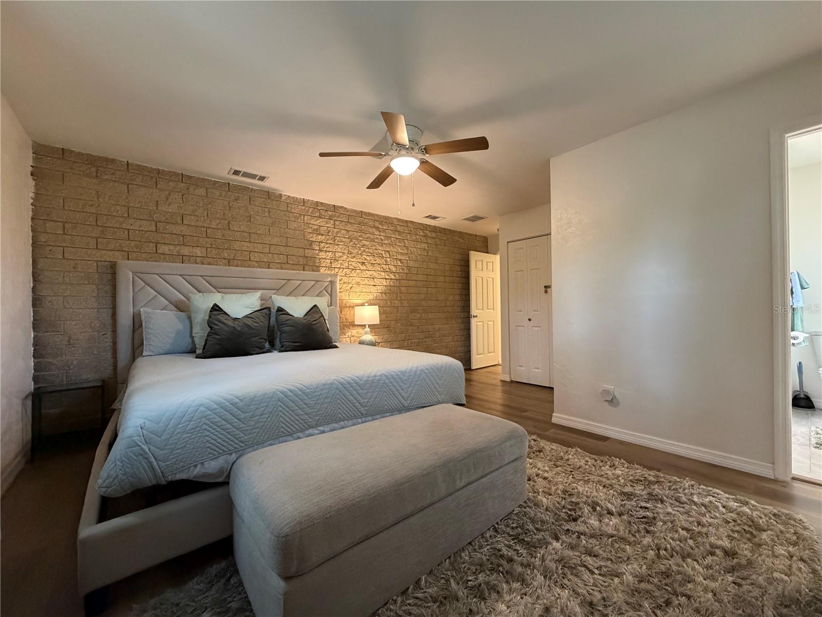 Image 14 of 26 For 312 Hopkins Avenue