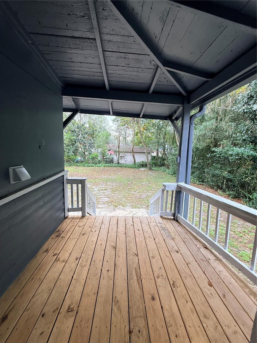 Image 30 of 31 For 814 Indiana Avenue