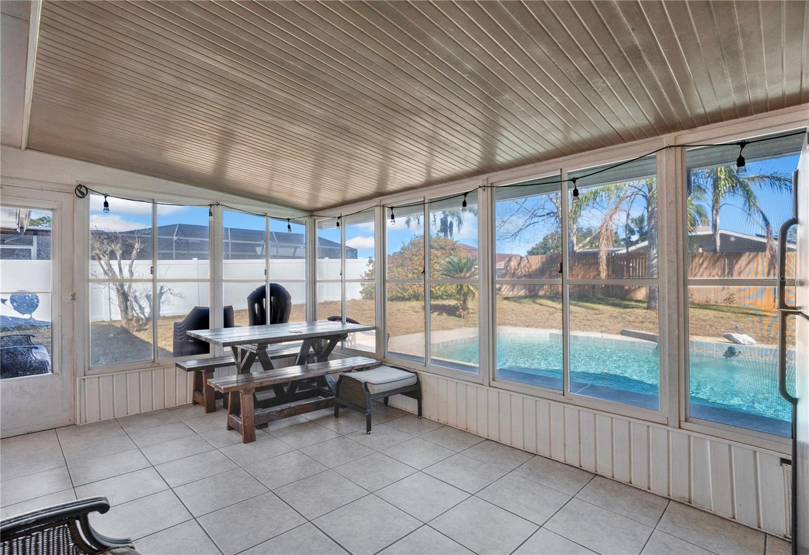 Image 25 of 38 For 671 Tumblebrook Drive