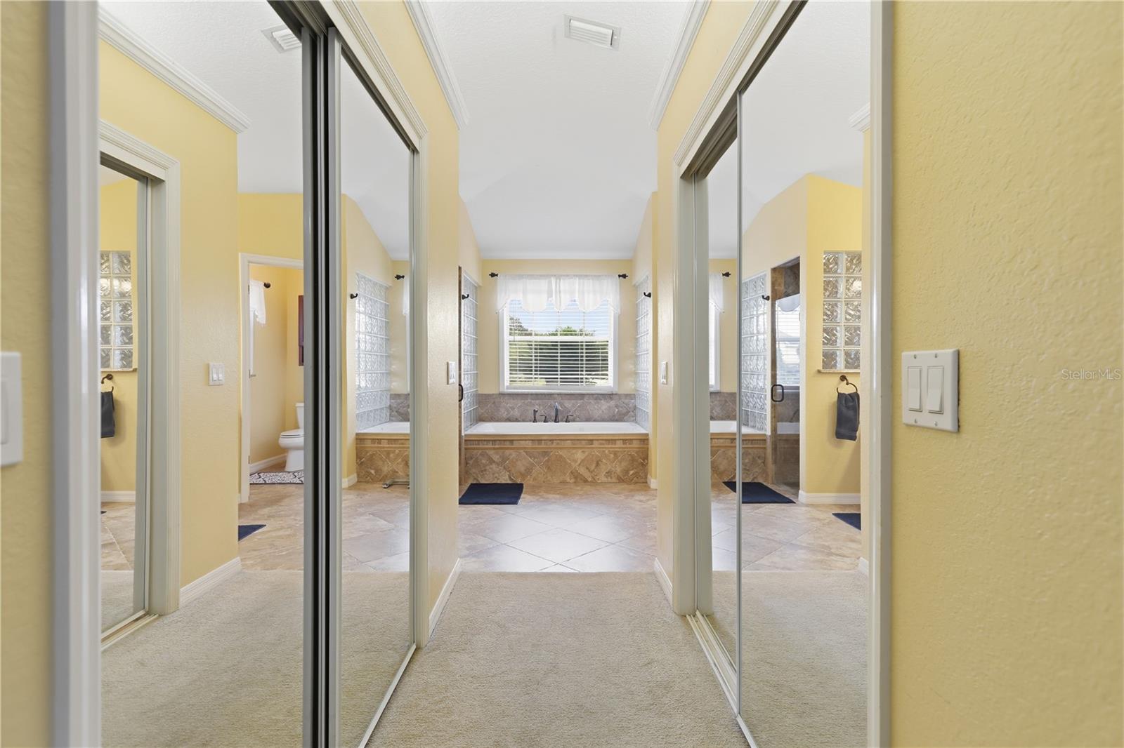 Image 22 of 46 For 413 Caddie Drive