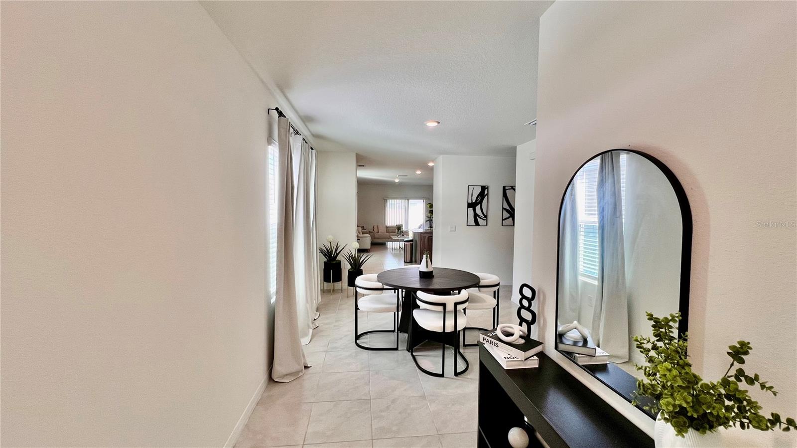 Image 3 of 9 For 7075 Cattle Egret Drive