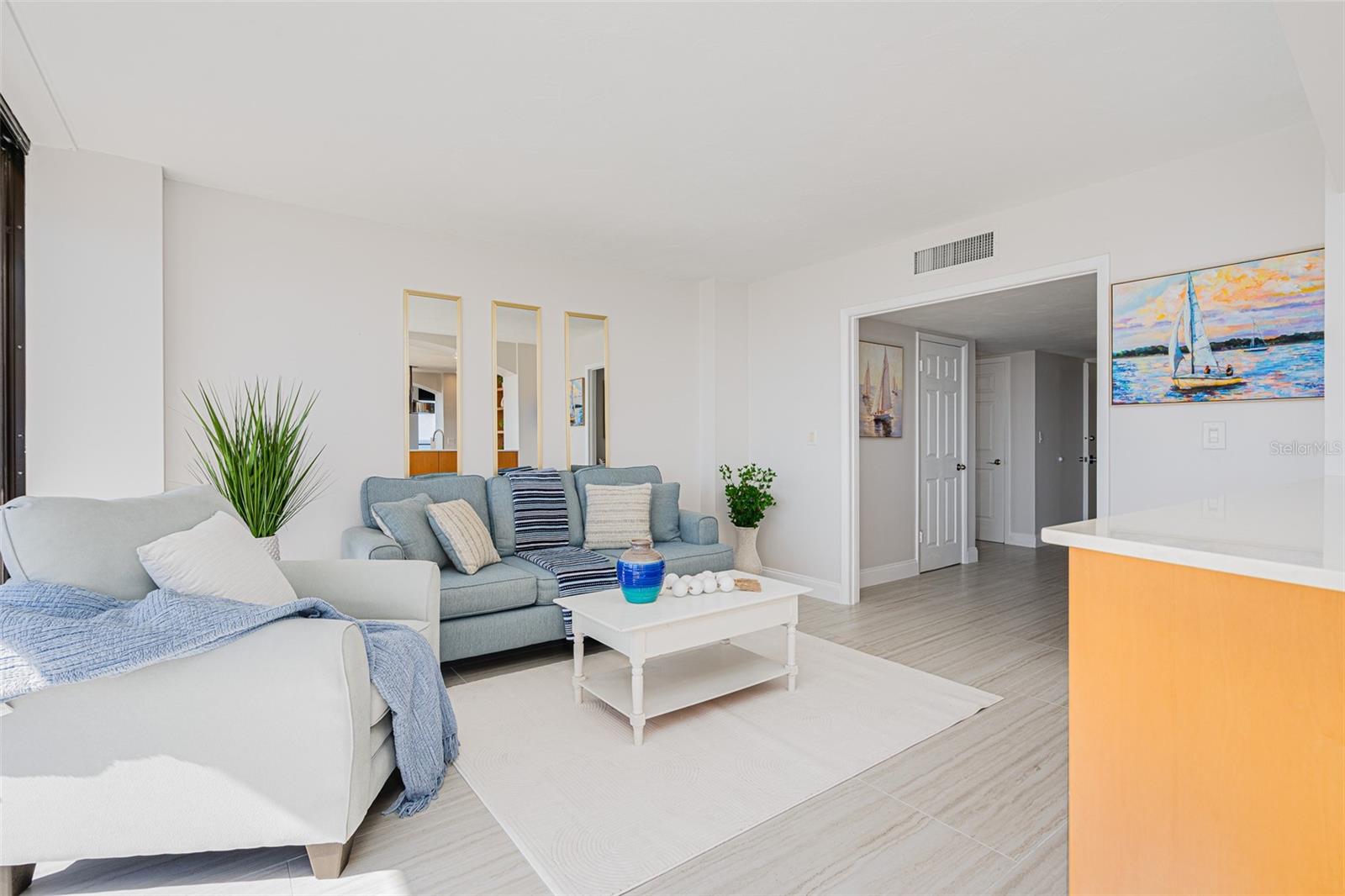 Image 14 of 54 For 2200 Atlantic Avenue 1502