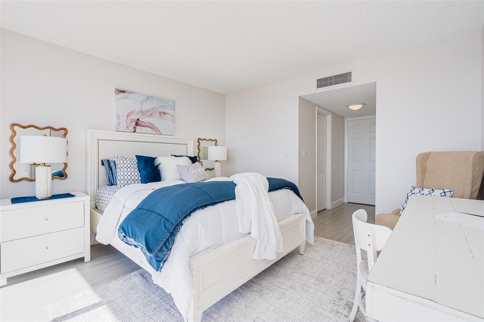 Image 19 of 54 For 2200 Atlantic Avenue 1502