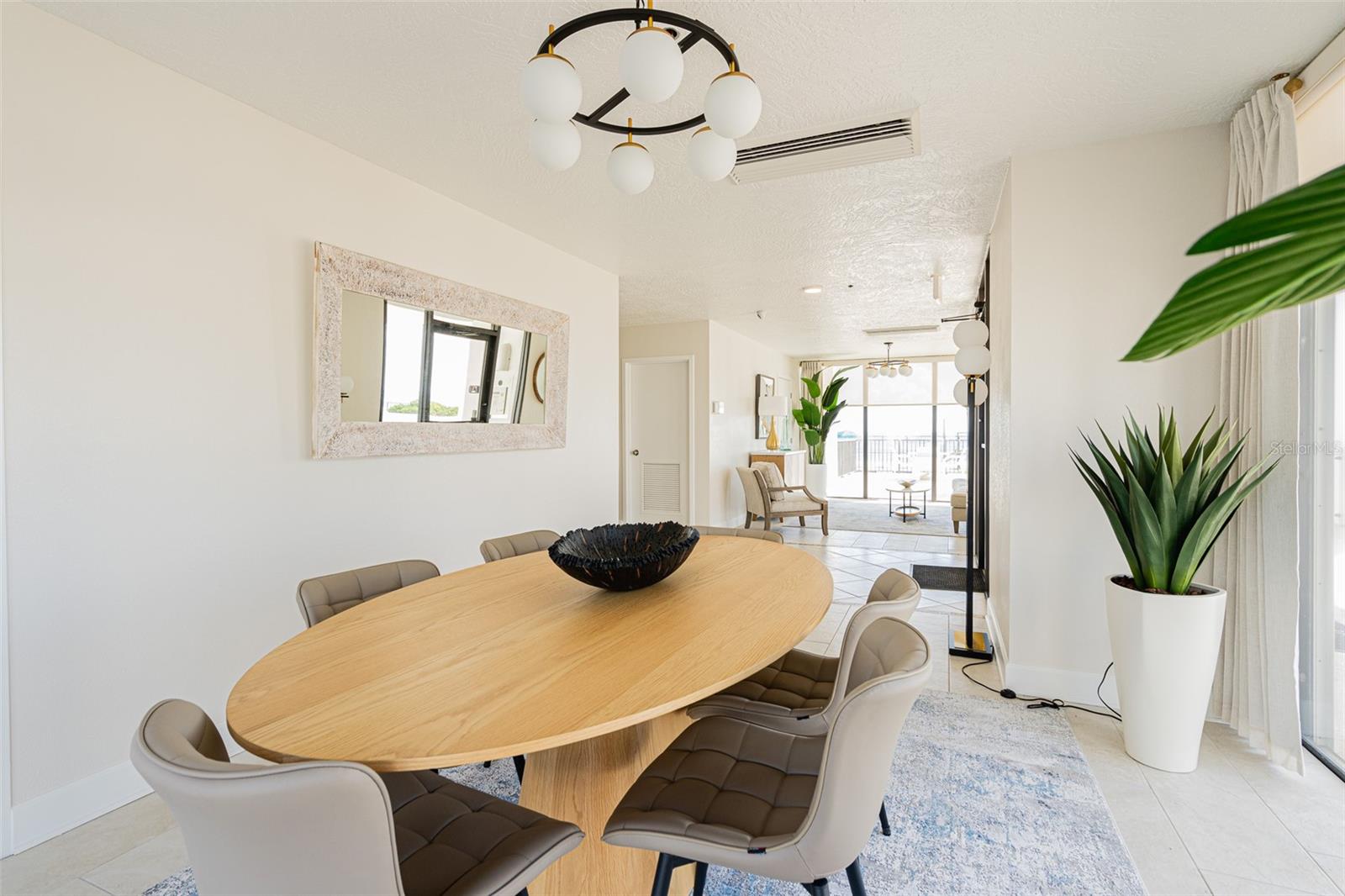 Image 45 of 54 For 2200 Atlantic Avenue 1502