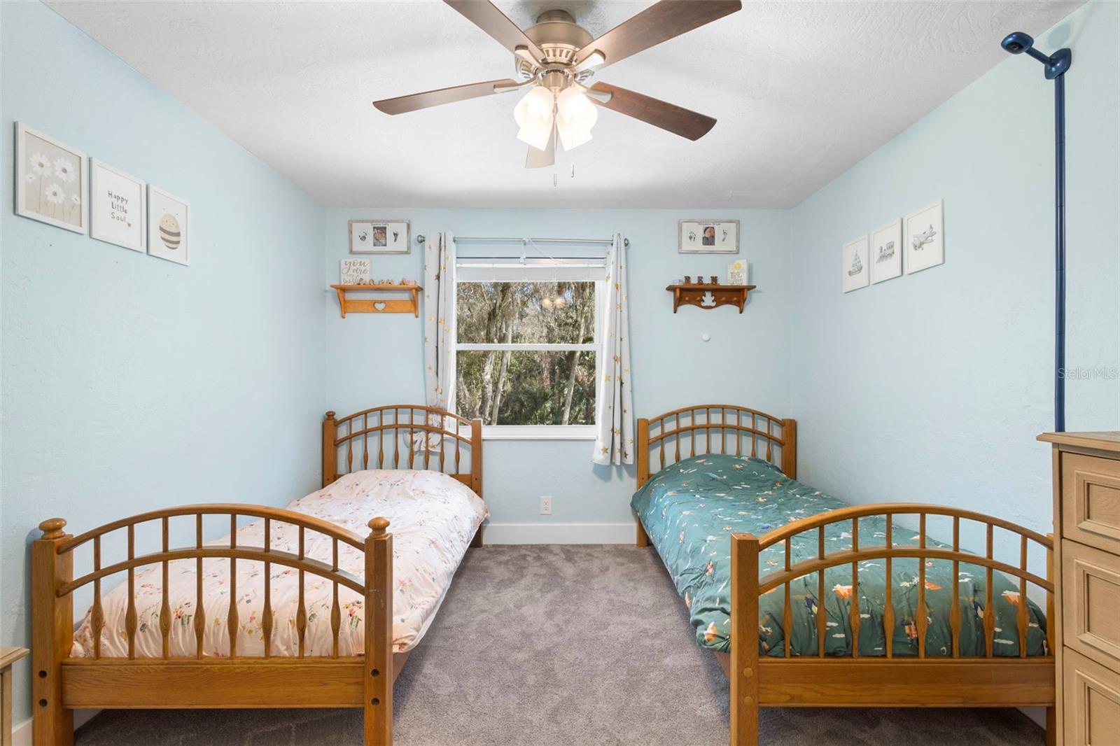 Image 21 of 45 For 385 Country Circle Drive