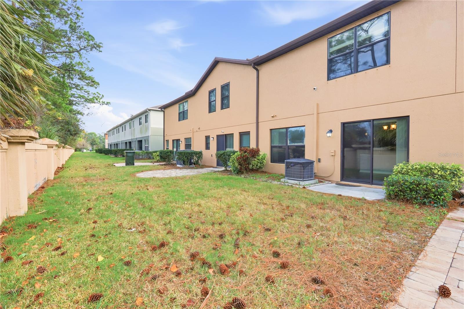 Image 30 of 56 For 180 Tarracina Way