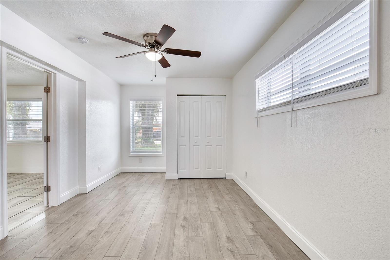 Image 15 of 31 For 843 Niles Street