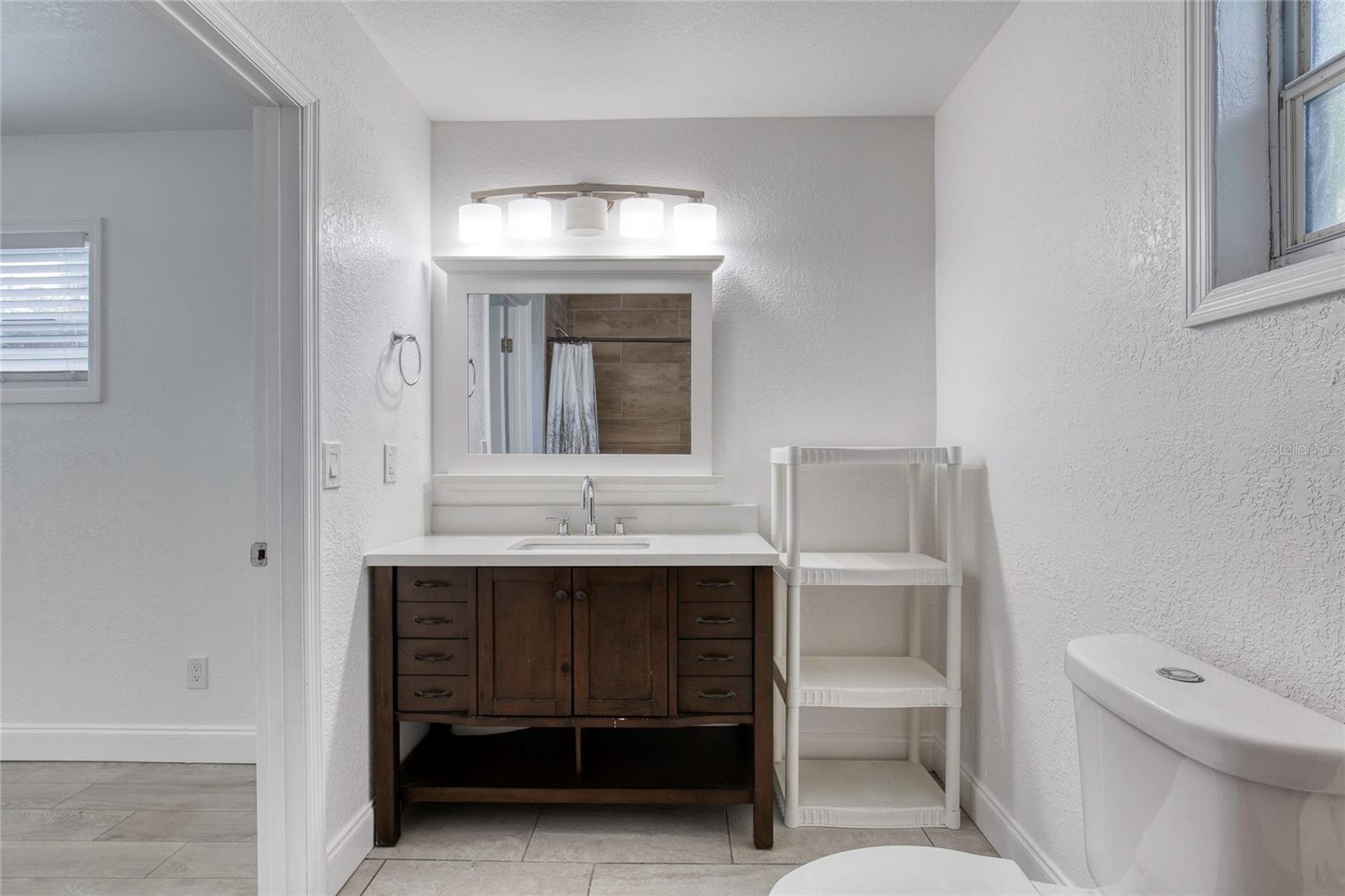 Image 17 of 31 For 843 Niles Street